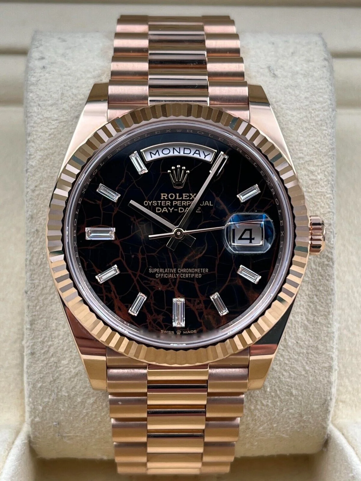 79b7c546-ba46-5cb6-8fc1-835e6cbb5207 Rolex Day-Date 228235 - Image 1